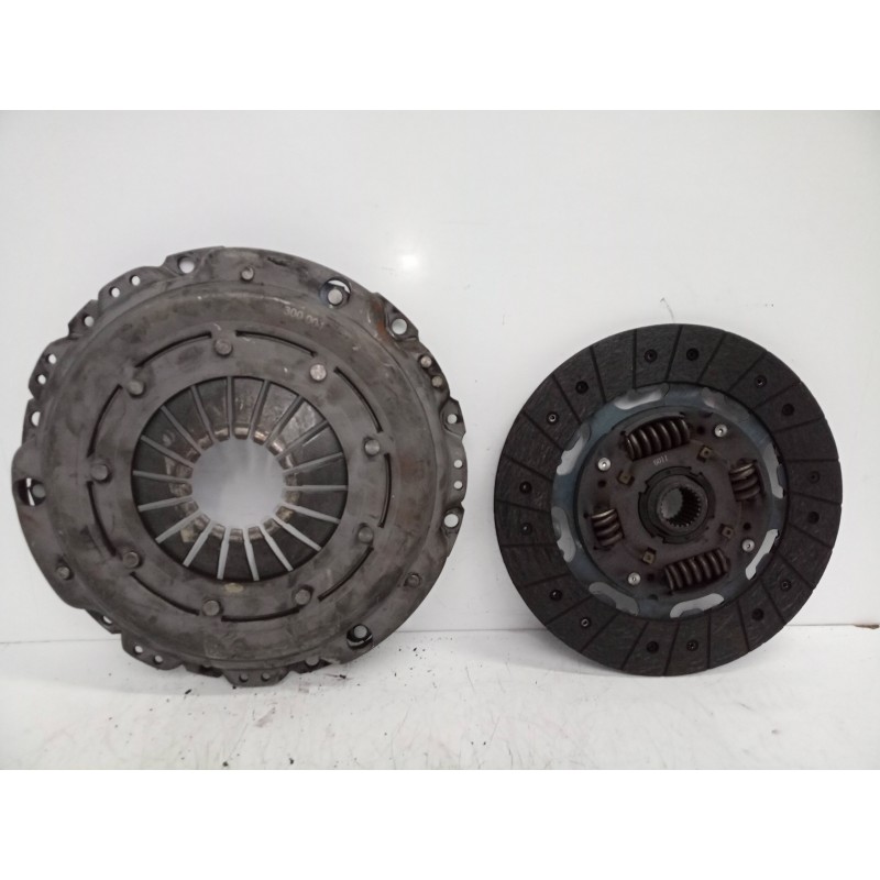 Recambio de kit embrague para mg serie 400 (rt) 2.0 turbodiesel referencia OEM IAM 6011-300004  