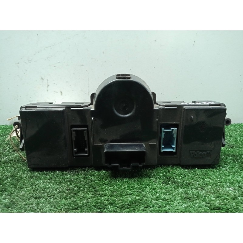 Recambio de mando climatizador para renault scenic ii referencia OEM IAM 8200265572-69340007  