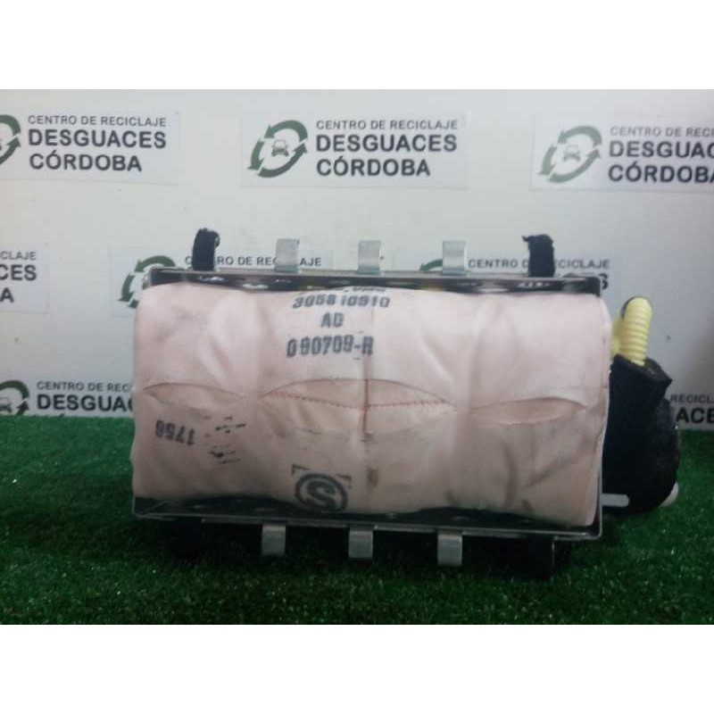 Recambio de airbag delantero derecho para toyota auris 1.4 turbodiesel cat referencia OEM IAM 003877009KJ6-305810420AB  