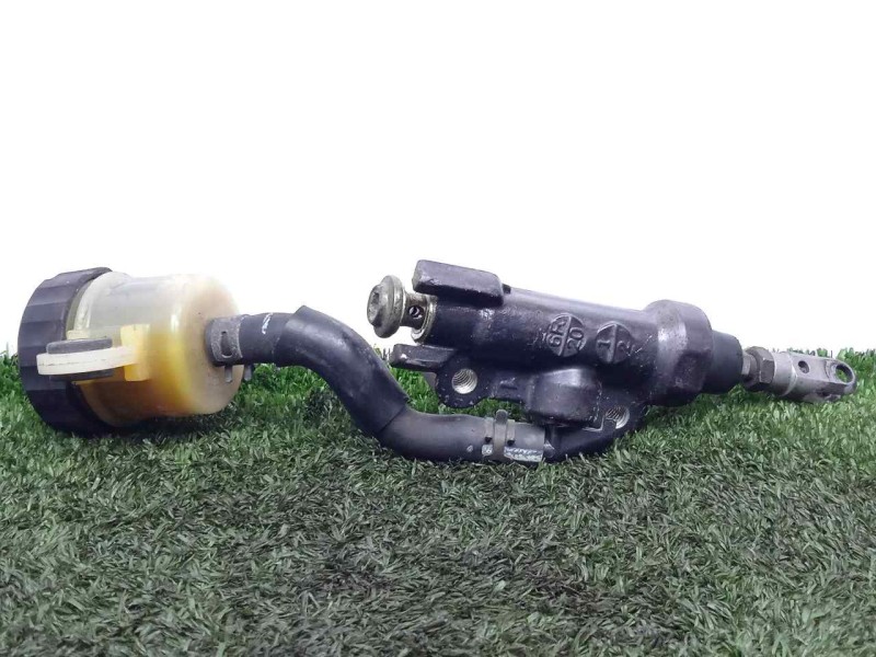 Recambio de bomba freno para yamaha yzf-r 1 yzf-r1 referencia OEM IAM 4C82583V0000 TRASERA 