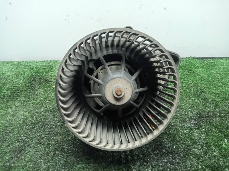 Recambio de motor calefaccion para peugeot partner (s1) 2.0 hdi cat referencia OEM IAM 030672A  Ø DIAMETRO: 145MM