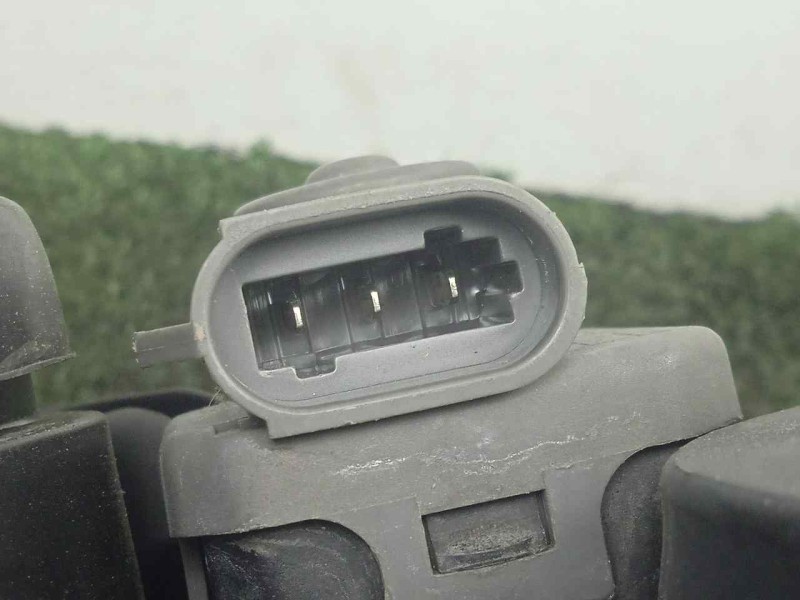 Recambio de faro izquierdo para nissan primera berlina (p12) 1.9 16v turbodiesel cat referencia OEM IAM  P12. 