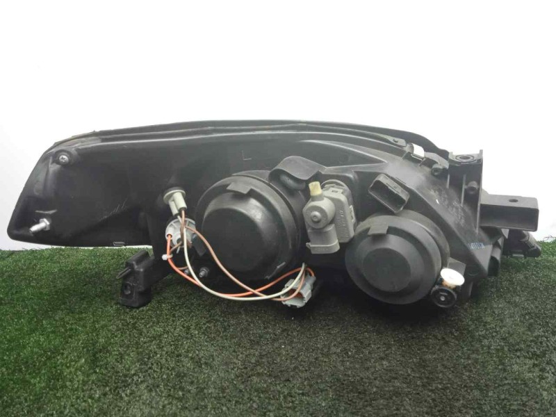 Recambio de faro izquierdo para nissan primera berlina (p12) 1.9 16v turbodiesel cat referencia OEM IAM  P12. 