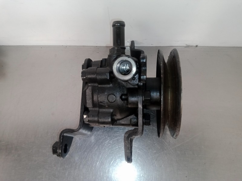 Recambio de bomba servodireccion para nissan almera (n15) 2.0 diesel referencia OEM IAM 7Y274010  