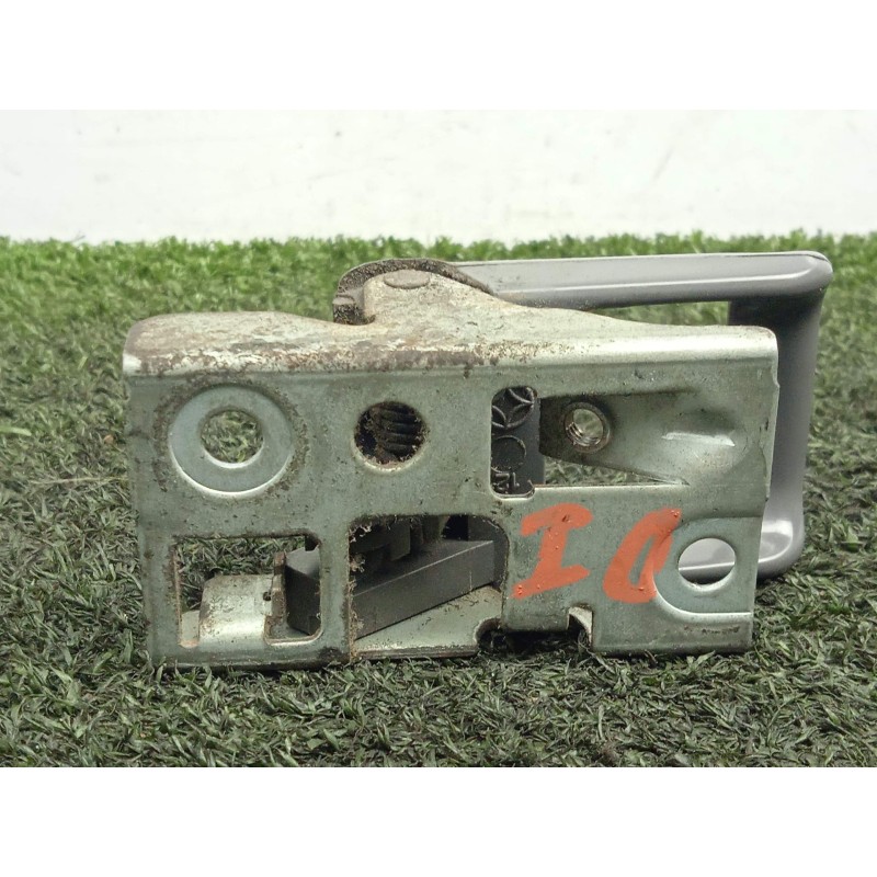 Recambio de maneta interior delantera izquierda para nissan cabstar e 3.0 diesel referencia OEM IAM SINREFERENCIA  