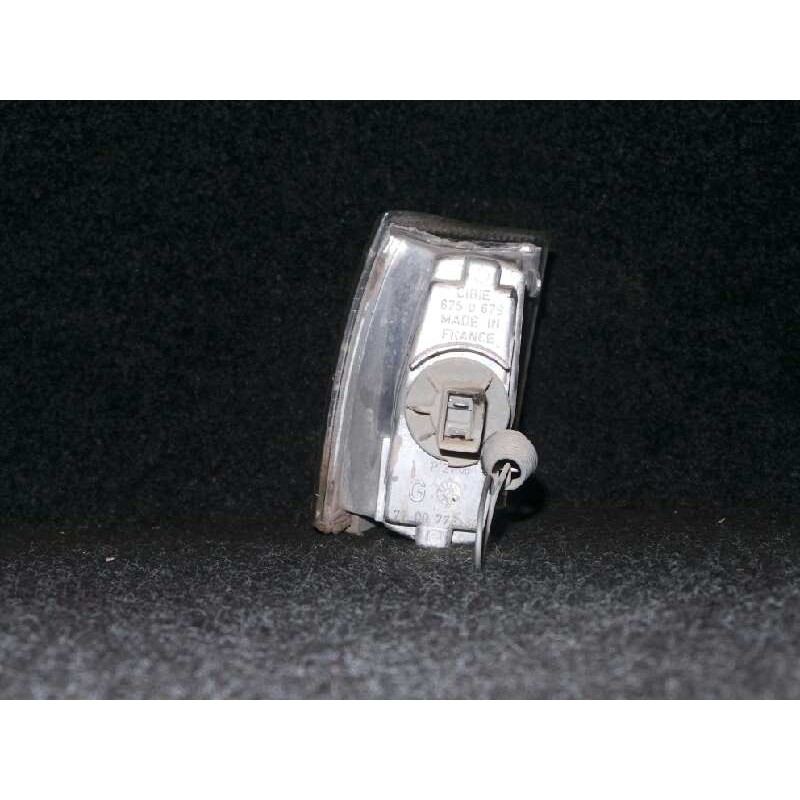 Recambio de piloto delantero izquierdo para renault 9 1.4 referencia OEM IAM  BLANCO 