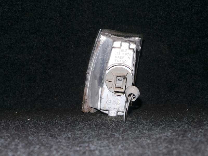 Recambio de piloto delantero izquierdo para renault 9 1.4 referencia OEM IAM  BLANCO 