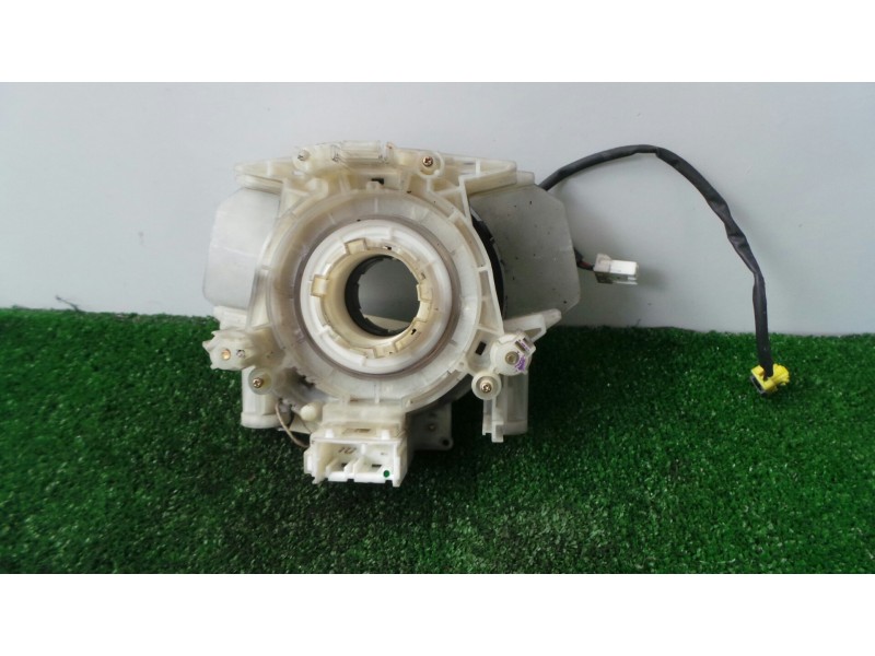 Recambio de anillo airbag para nissan primera berlina (p12) 1.9 16v turbodiesel cat referencia OEM IAM 25560AV760  