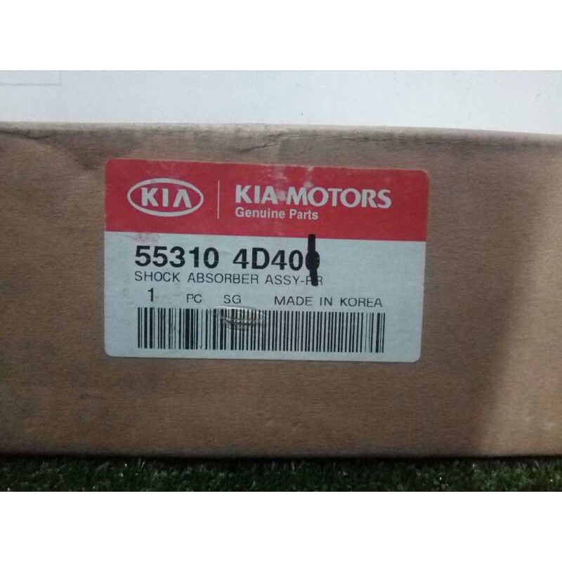 Recambio de amortiguador trasero izquierdo para kia carnival 2.9 crdi cat referencia OEM IAM 533104D400 NUEVO 