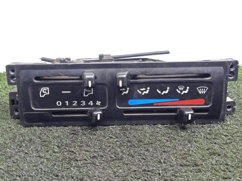 Recambio de mando calefaccion / aire acondicionado para nissan cabstar e 3.0 diesel referencia OEM IAM SINREFERENCIA 2D19 