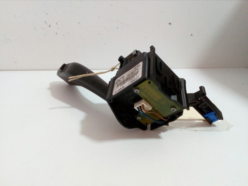 Recambio de mando limpia para volkswagen golf v berlina (1k1) 1.9 tdi referencia OEM IAM 1K0953519-01203504  