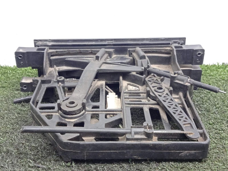 Recambio de mando calefaccion / aire acondicionado para nissan cabstar e 3.0 diesel referencia OEM IAM SINREFERENCIA 2D19 