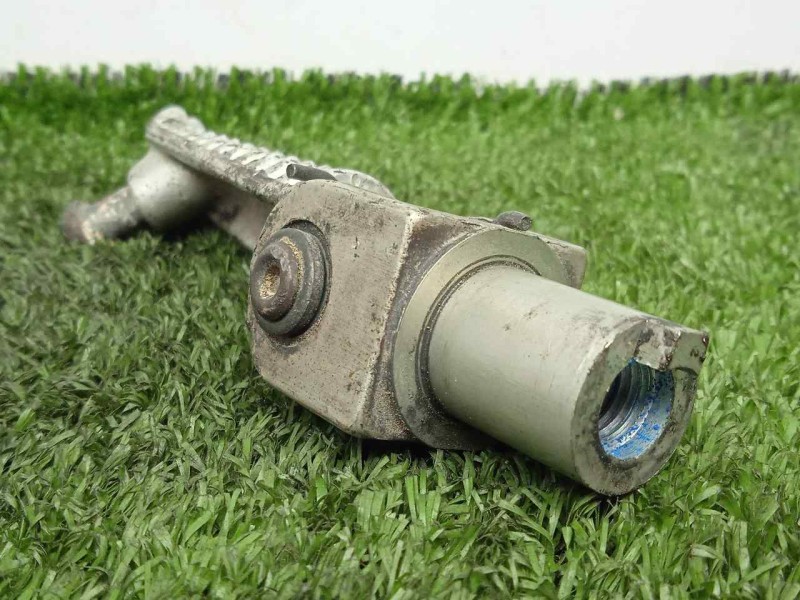 Recambio de estribo para yamaha yzf-r 1 yzf-r1 referencia OEM IAM 5JJ274610000 DELANTERO.DERECHO 