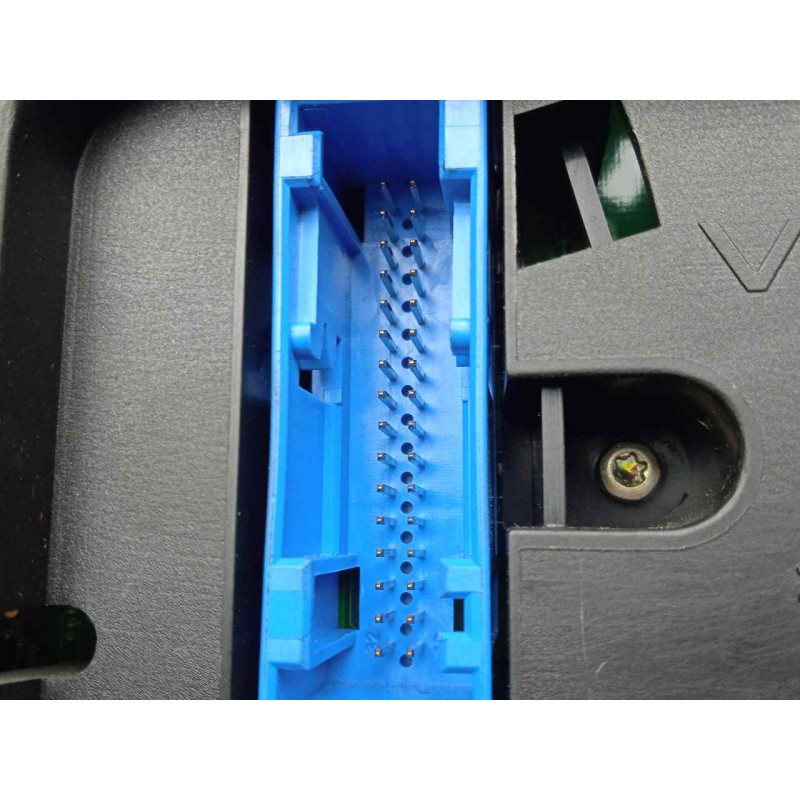 Recambio de cuadro instrumentos para audi a6 avant (4b5) 4.2 v8 40v referencia OEM IAM 110208948085-88311285  