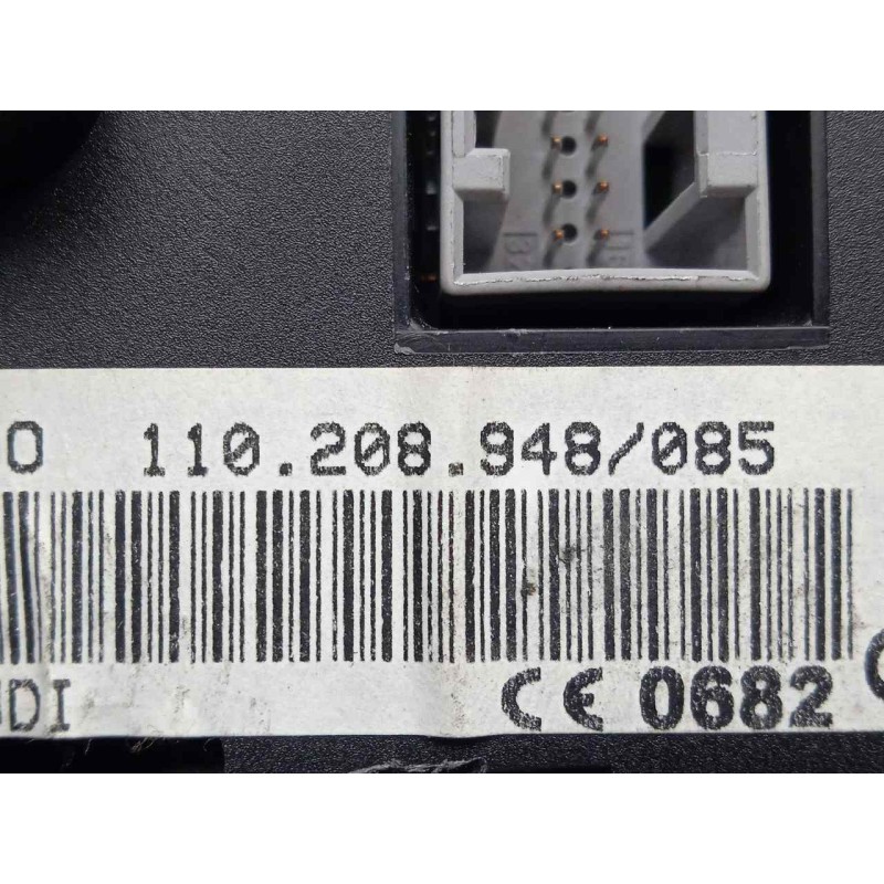 Recambio de cuadro instrumentos para audi a6 avant (4b5) 4.2 v8 40v referencia OEM IAM 110208948085-88311285  