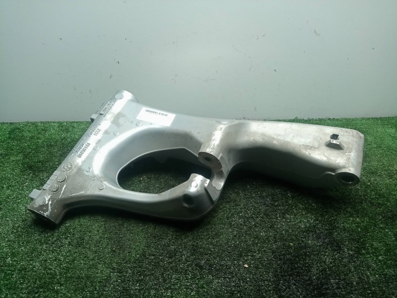 Recambio de basculante para bmw r 1200 rt referencia OEM IAM 8521813 14-19 TRASERO
