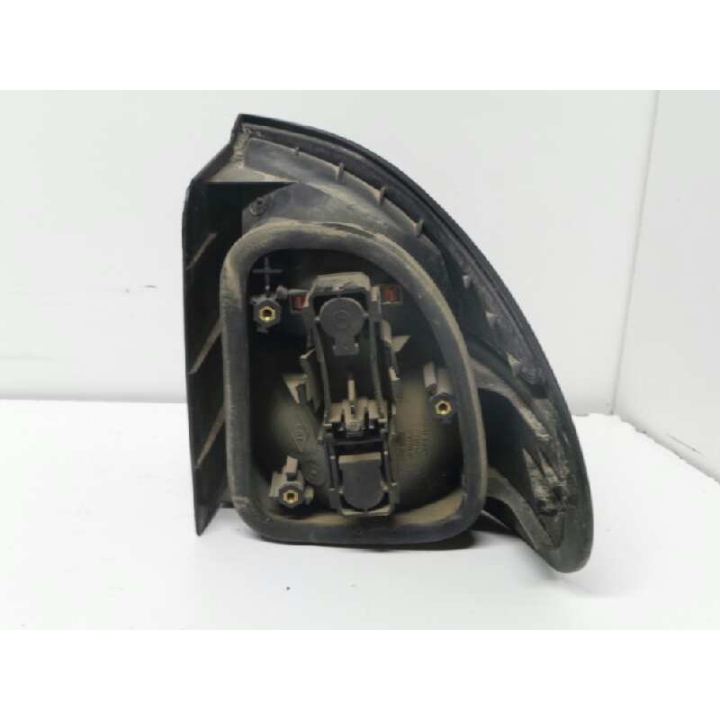 Recambio de piloto trasero izquierdo para renault laguna (b56) 2.0 referencia OEM IAM  1.SERIE EXTERIOR