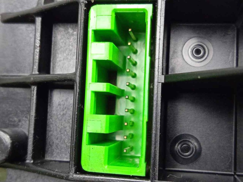 Recambio de modulo electronico para volvo s40 berlina 2.0 diesel cat referencia OEM IAM P30710338-17D774A  