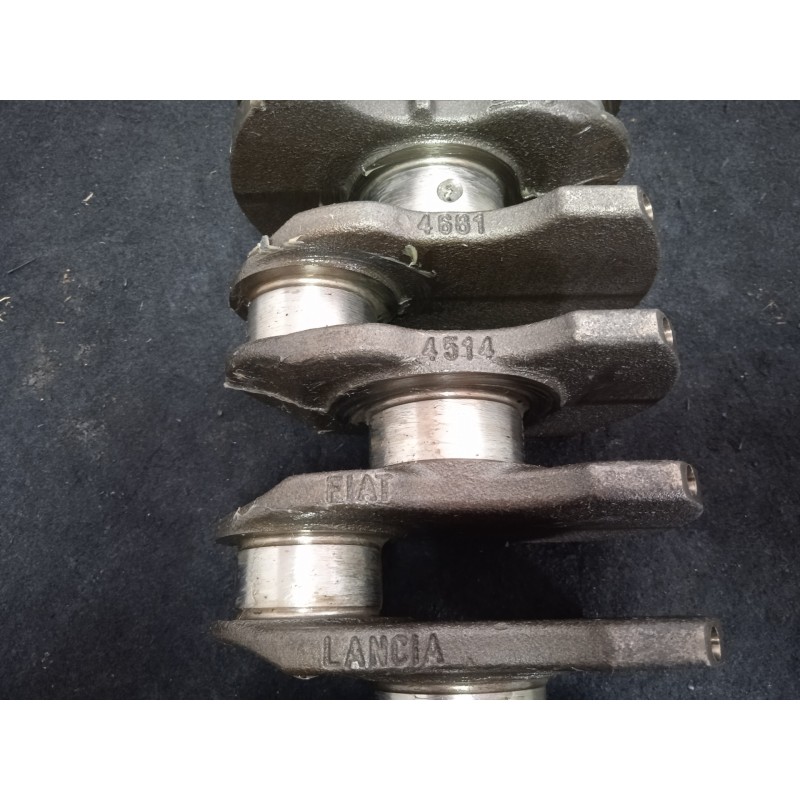 Recambio de cigueñal para fiat grande punto (199) 1.4 referencia OEM IAM 4681-4514-2A-GH  