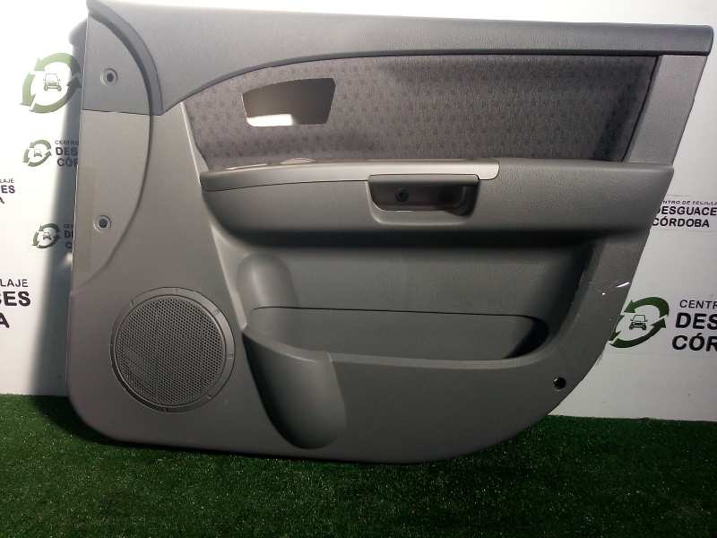 Recambio de guarnecido puerta delantera derecha para kia carens 2.0 crdi referencia OEM IAM 0K2JB68420Z6A NUEVO 