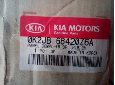 Recambio de guarnecido puerta delantera derecha para kia carens 2.0 crdi referencia OEM IAM 0K2JB68420Z6A NUEVO  2