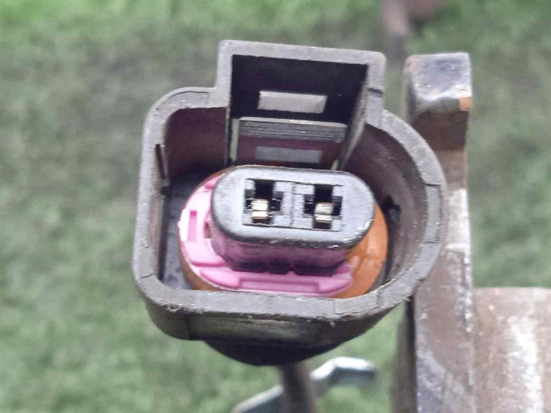 Recambio de pastillas frenos delanteras para volkswagen polo (9n1) 1.4 16v referencia OEM IAM JUEGO  