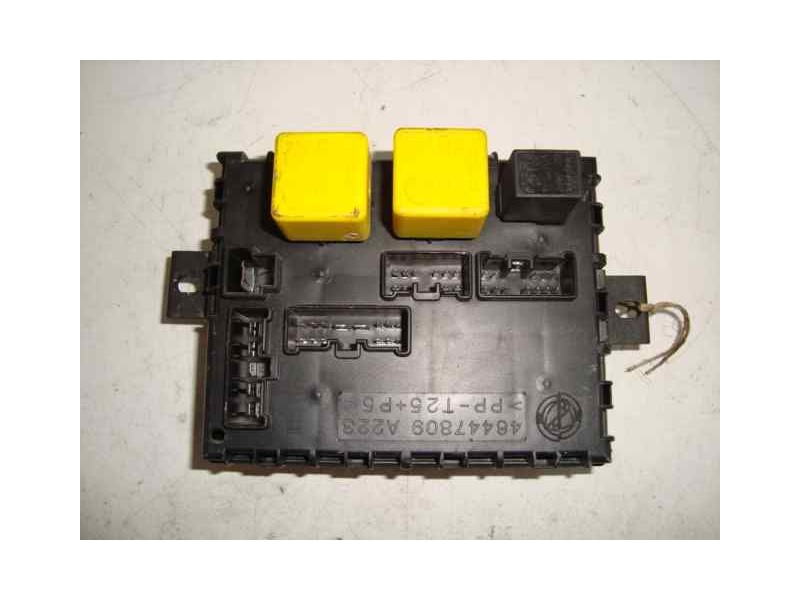 Recambio de caja reles / fusibles para lancia lybra berlina 1.9 jtd cat referencia OEM IAM 46447809A223  