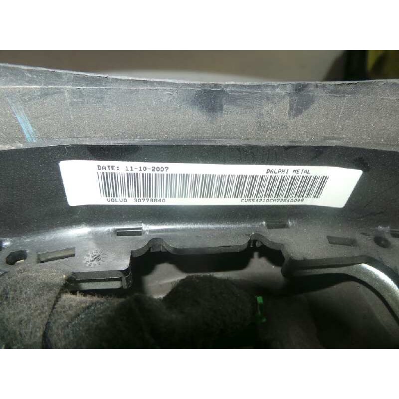 Recambio de volante para volvo xc70 2.4 diesel cat referencia OEM IAM PV55188020 CUERO.NEGRO 