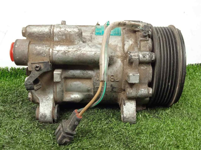 Recambio de compresor aire acondicionado para volkswagen polo berlina (6n1) referencia OEM IAM SD7B107158 SANDEN - 6.CANALES SD7