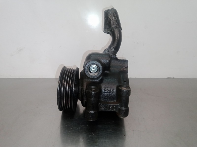 Recambio de bomba direccion para ford fiesta (cbk) 1.6 16v cat referencia OEM IAM 2DD2503  