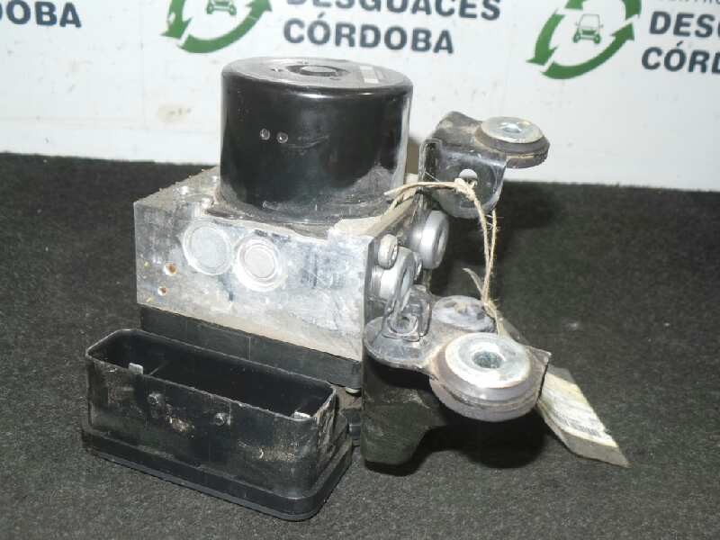 Recambio de abs para volvo xc70 2.4 diesel cat referencia OEM IAM 10021201514-31261142-7G9N2C405AC-31261142-100926040 ATE 