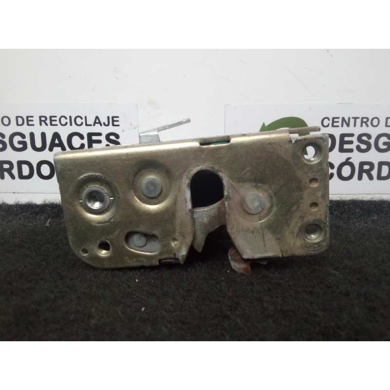 Recambio de cerradura puerta lateral derecha para iveco daily ka 3.0 diesel cat referencia OEM IAM 500329770  