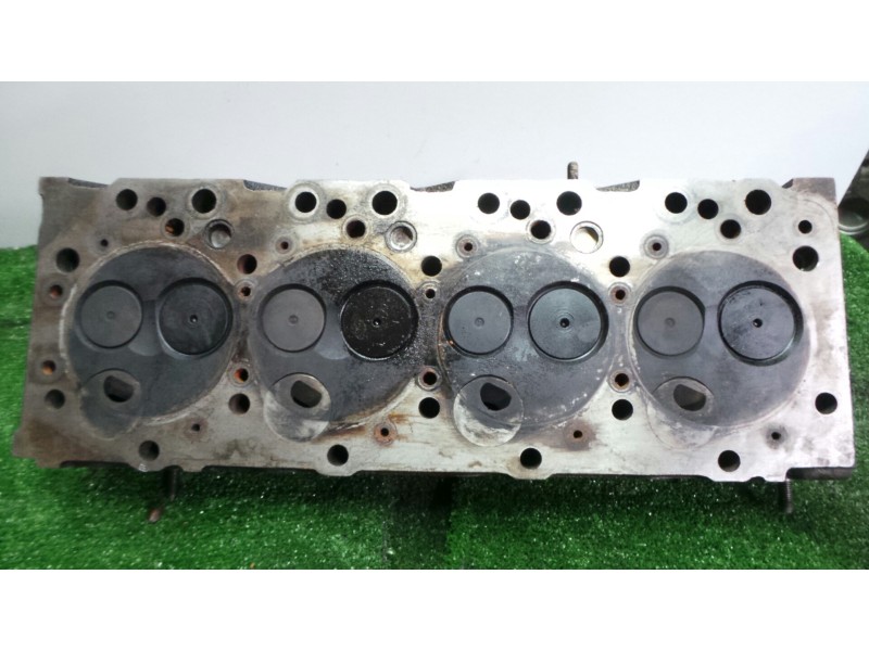 Recambio de culata para isuzu trooper 2.8 turbodiesel referencia OEM IAM 8-94327269-08-941253528943272690894125352  
