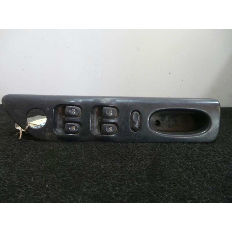 Recambio de mando elevalunas delantero izquierdo para renault laguna (b56) 2.2 turbodiesel referencia OEM IAM 7701699599 4.BOTON