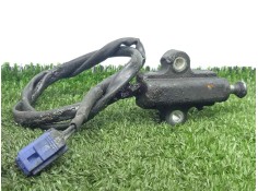 Recambio de sensor para yamaha yzf-r 1 yzf-r1 referencia OEM IAM 5PX825665100 INTERRUPTOR FRENO TRASERO 