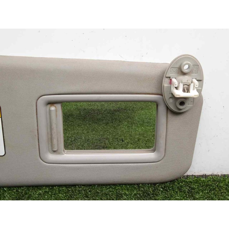 Recambio de parasol derecho para toyota rav 4 2.2 d-4d cat referencia OEM IAM 7431042521B0  