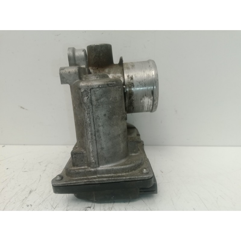 Recambio de caja mariposa para toyota auris 1.4 turbodiesel cat referencia OEM IAM 261000N030-9D15-00172-14208K21-01333  