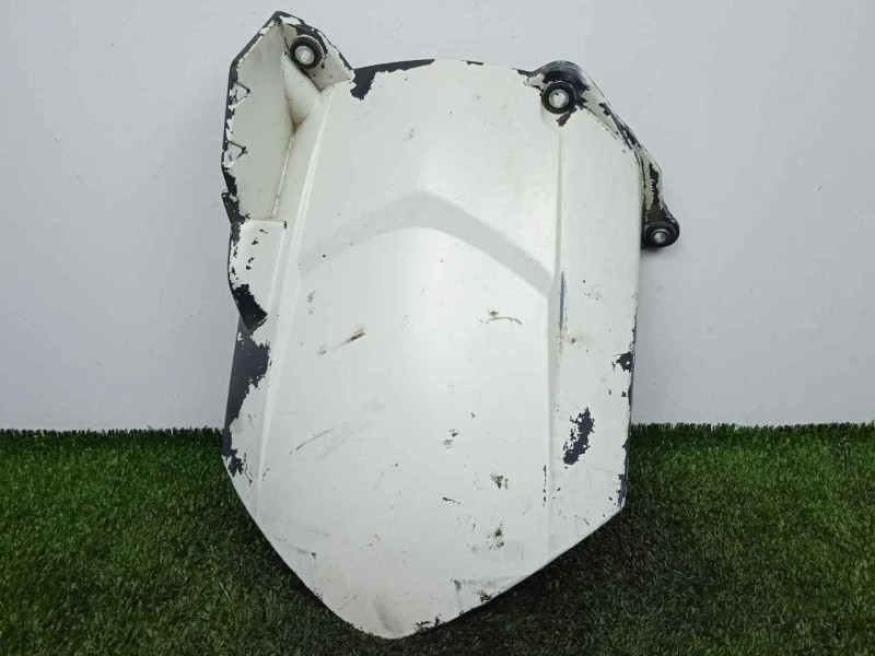 Recambio de guardabarros trasero para yamaha yzf-r 1 yzf-r1 referencia OEM IAM 4C8216500000  