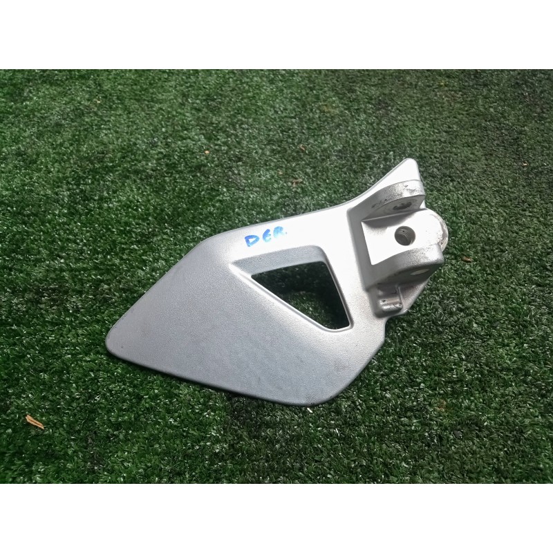 Recambio de posapie para bmw r 1200 rt referencia OEM IAM 46718560382 ESTRIBERA DERECHA K52 - 14-19