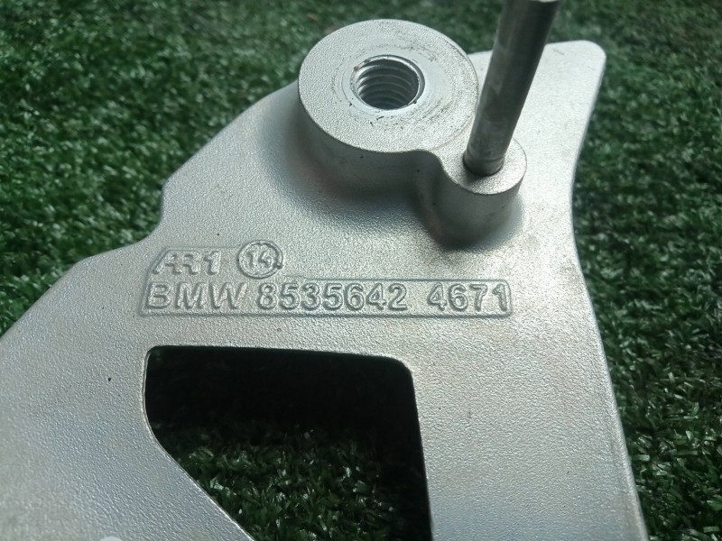 Recambio de posapie para bmw r 1200 rt referencia OEM IAM 46718560382 ESTRIBERA DERECHA K52 - 14-19