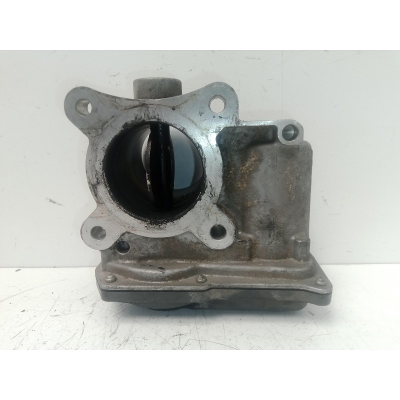 Recambio de caja mariposa para toyota auris 1.4 turbodiesel cat referencia OEM IAM 261000N030-9D15-00172-14208K21-01333  