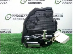 Recambio de cerradura puerta trasera derecha para toyota auris 1.3 16v cat referencia OEM IAM A046693 12-19 