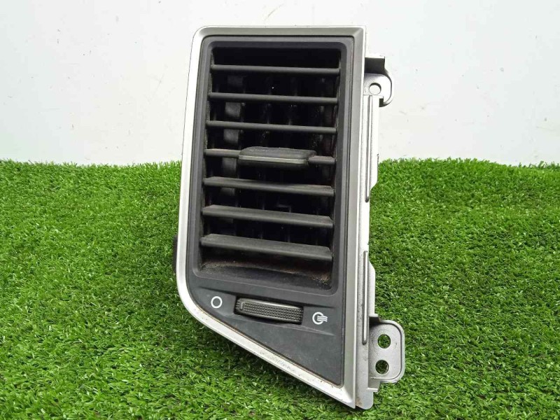 Recambio de aireador delantero izquierdo para hyundai h350 pritsche 2.5 crdi cat referencia OEM IAM 9763059000  