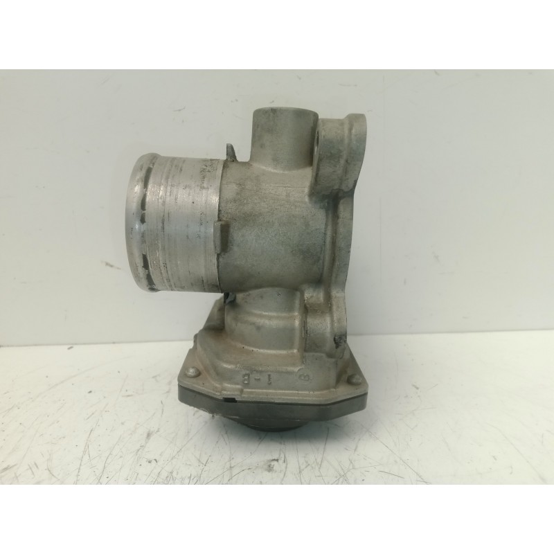 Recambio de caja mariposa para toyota auris 1.4 turbodiesel cat referencia OEM IAM 261000N030-9D15-00172-14208K21-01333  