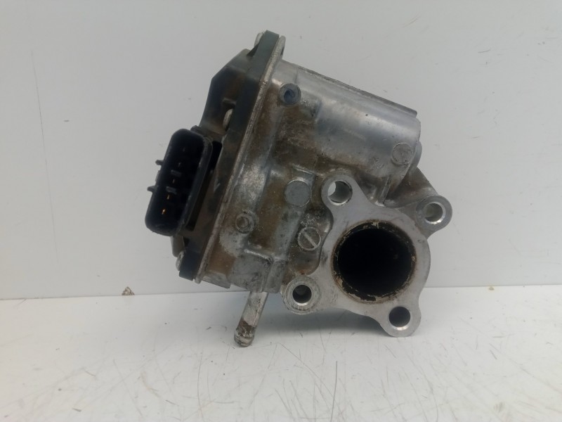 Recambio de valvula egr para toyota auris 1.4 turbodiesel cat referencia OEM IAM 2580033010-VN1501000030  