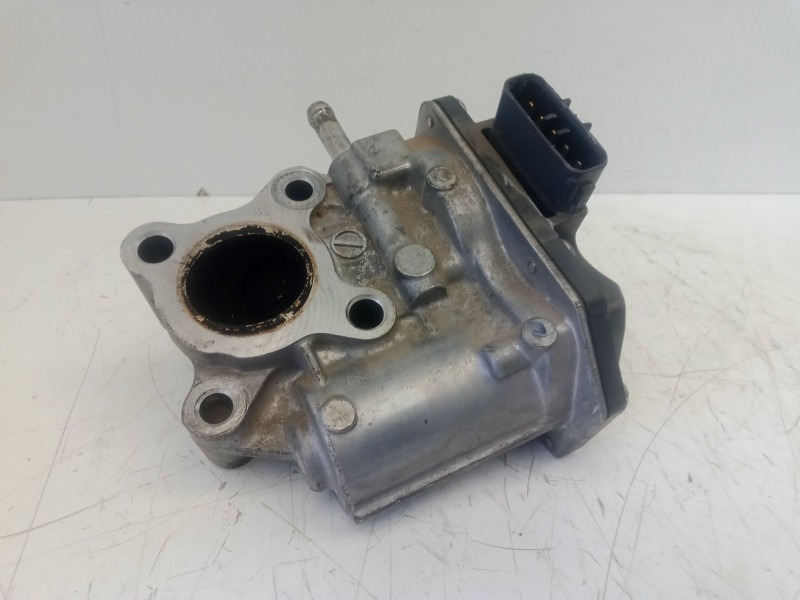 Recambio de valvula egr para toyota auris 1.4 turbodiesel cat referencia OEM IAM 2580033010-VN1501000030  