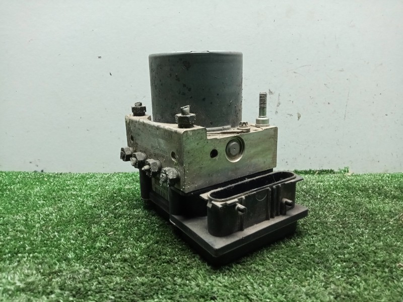 Recambio de abs para nissan primera berlina (p12) 1.9 16v turbodiesel cat referencia OEM IAM 0265231317-03022421698-0265800308  