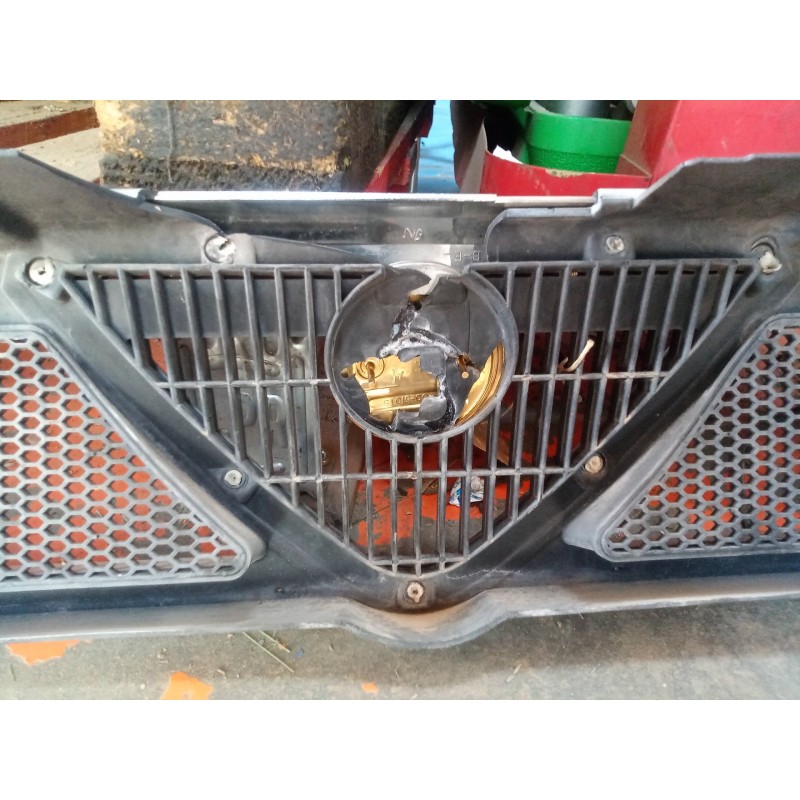 Recambio de rejilla delantera para alfa romeo 33 berlina 1.5 referencia OEM IAM   