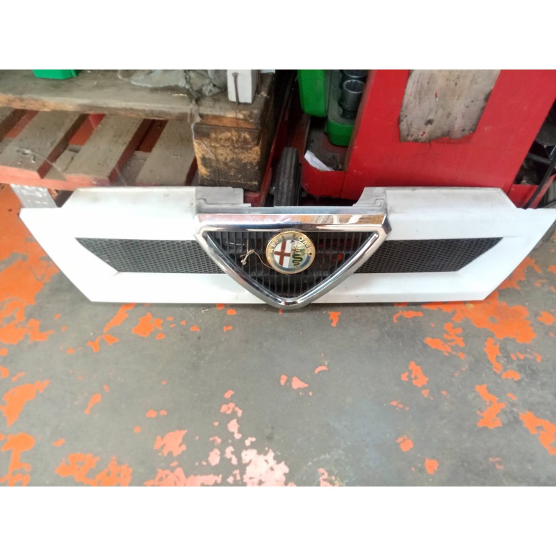 Recambio de rejilla delantera para alfa romeo 33 berlina 1.5 referencia OEM IAM   