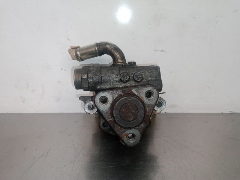 Recambio de bomba direccion para volkswagen passat berlina (3b3) 1.9 tdi referencia OEM IAM 8D0145177Q  7005